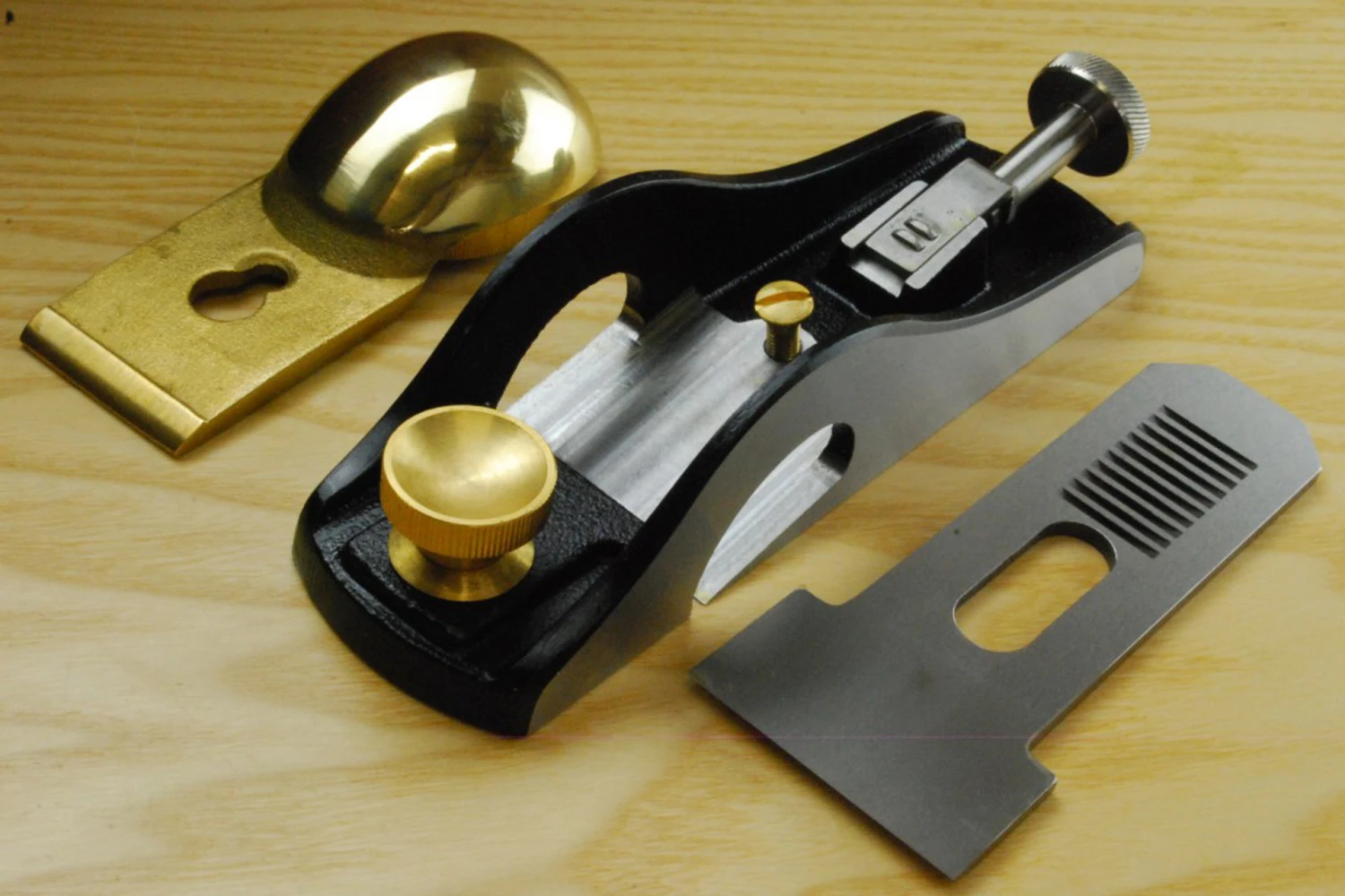 Quangsheng Low Angle Rebating Block Plane (Type 3) - Image 2