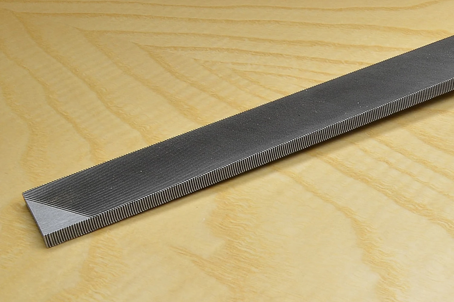 Bahco 4-138-10-1-0 Mill Saw File Bastard Cut 10" - Handled