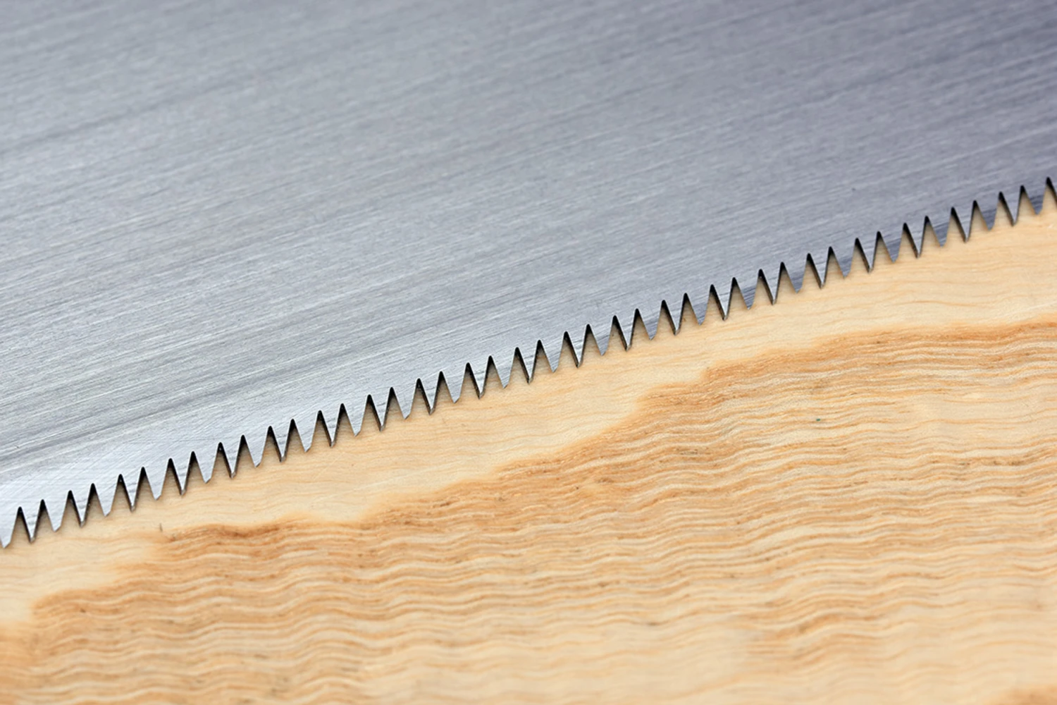 Hishika Handmade Japanese Dozuki Saw For Hardwood / Exotics (rip) 210mm - Image 2