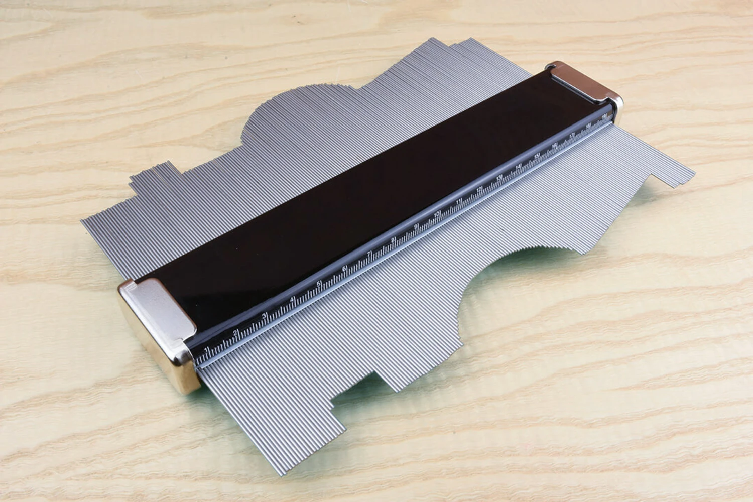 Shinwa Profile Gauge C 200mm